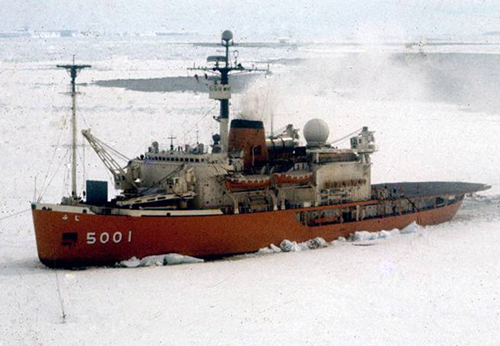 icebreaker in antarctica